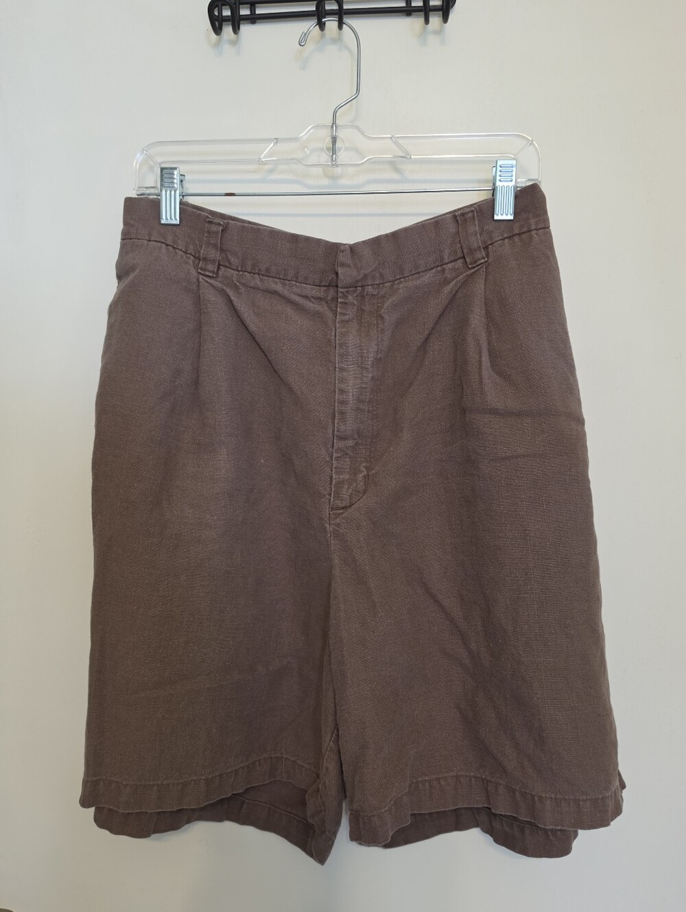 Vintage Men's 100% Linen Shorts Size 42